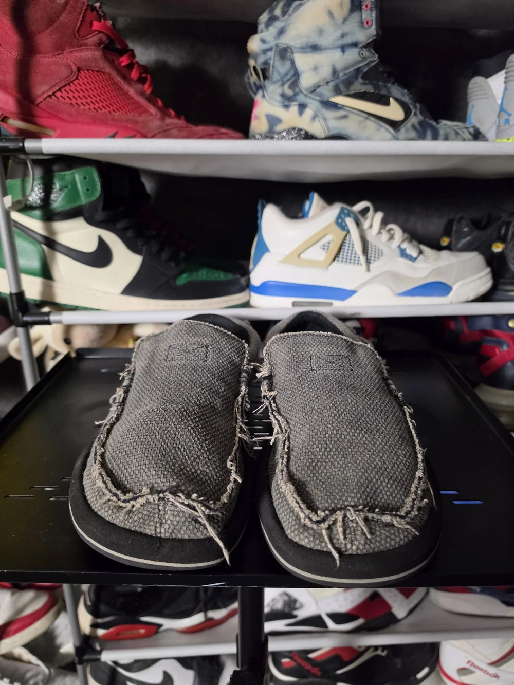 Sanuk casual slip